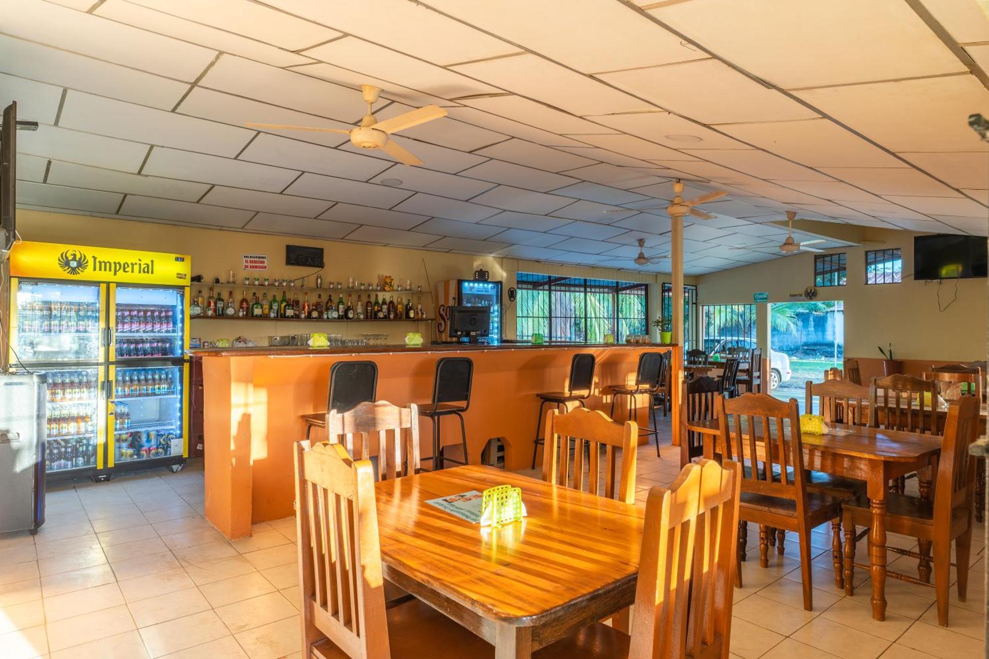 El Cocobolo Food&Rest Room 6 Bed And Breakfast Wifi Ac Pkg Gratis Liberia Bagian luar foto