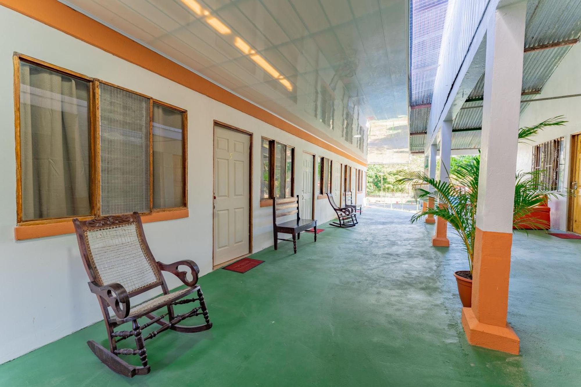 El Cocobolo Food&Rest Room 6 Bed And Breakfast Wifi Ac Pkg Gratis Liberia Bagian luar foto